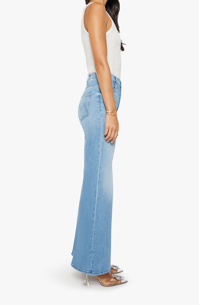 Mother Denim Hustler Roller Sneak in Room Service