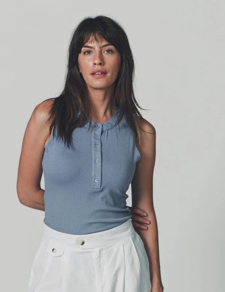 Brett Sleeveless Henley
