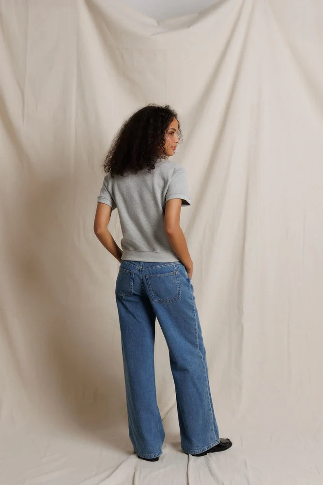 CLEO V Neck SS Sweatshirt