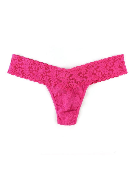 Signature Lace Low Rise Thong in Intuition Pink