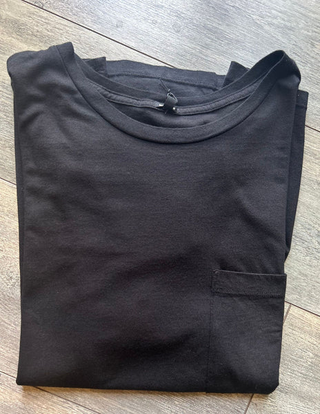 Relaxed Tee w/ Pocket